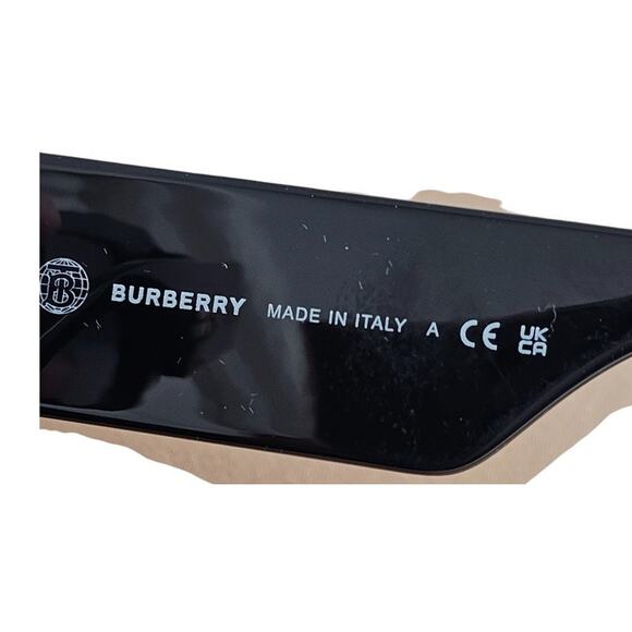 Burberry BE4410 square-frame sunglasses in black acetate - Picture 7 of 10